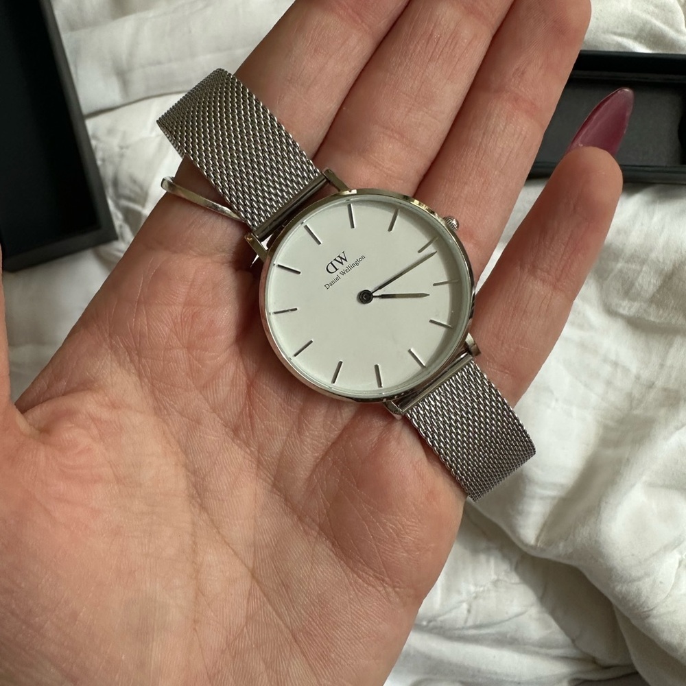 Daniel Wellington Silver White Minimalist Watch